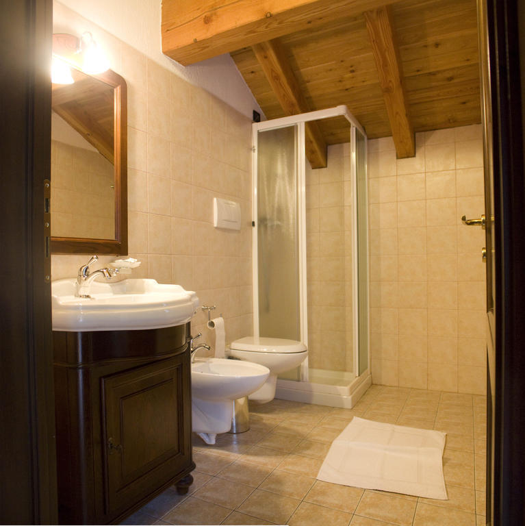 Locanda Lac Place Moulin Bionaz Quarto foto